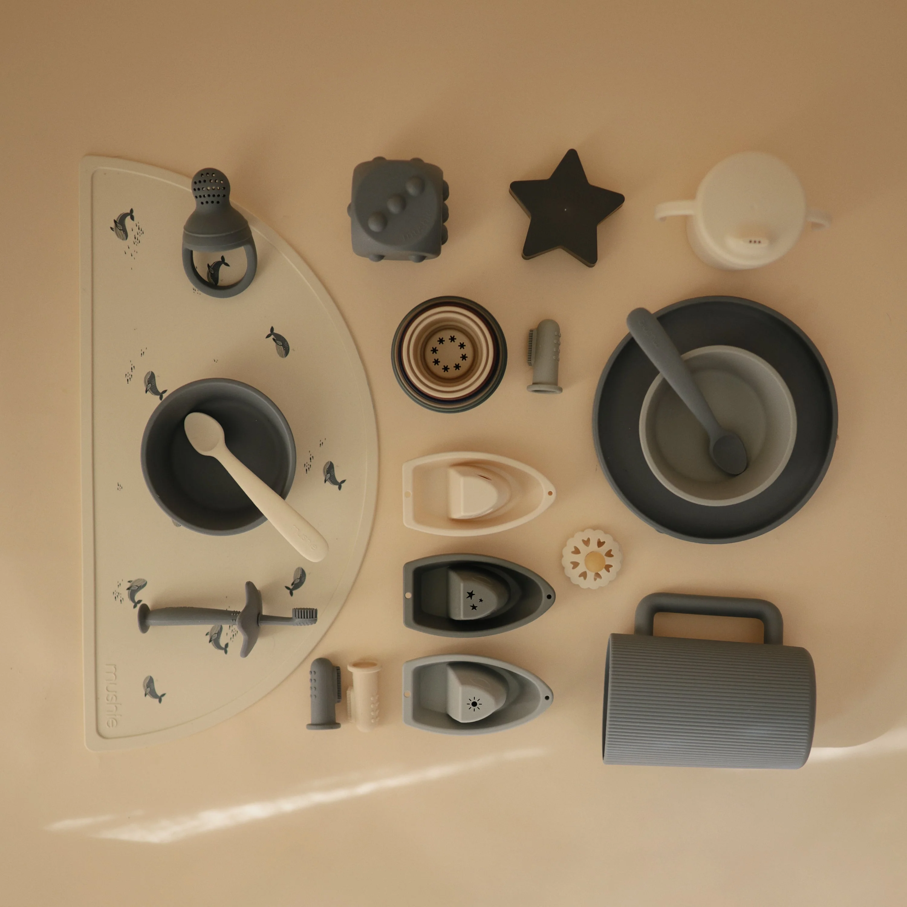 Classic Silicone Suction Plate - Image 47