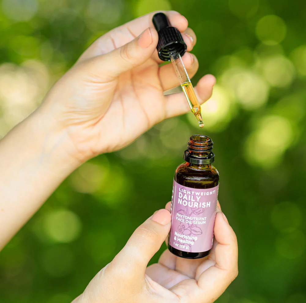 Lightweight Daily Nourish Face Oil Serum - Image 3