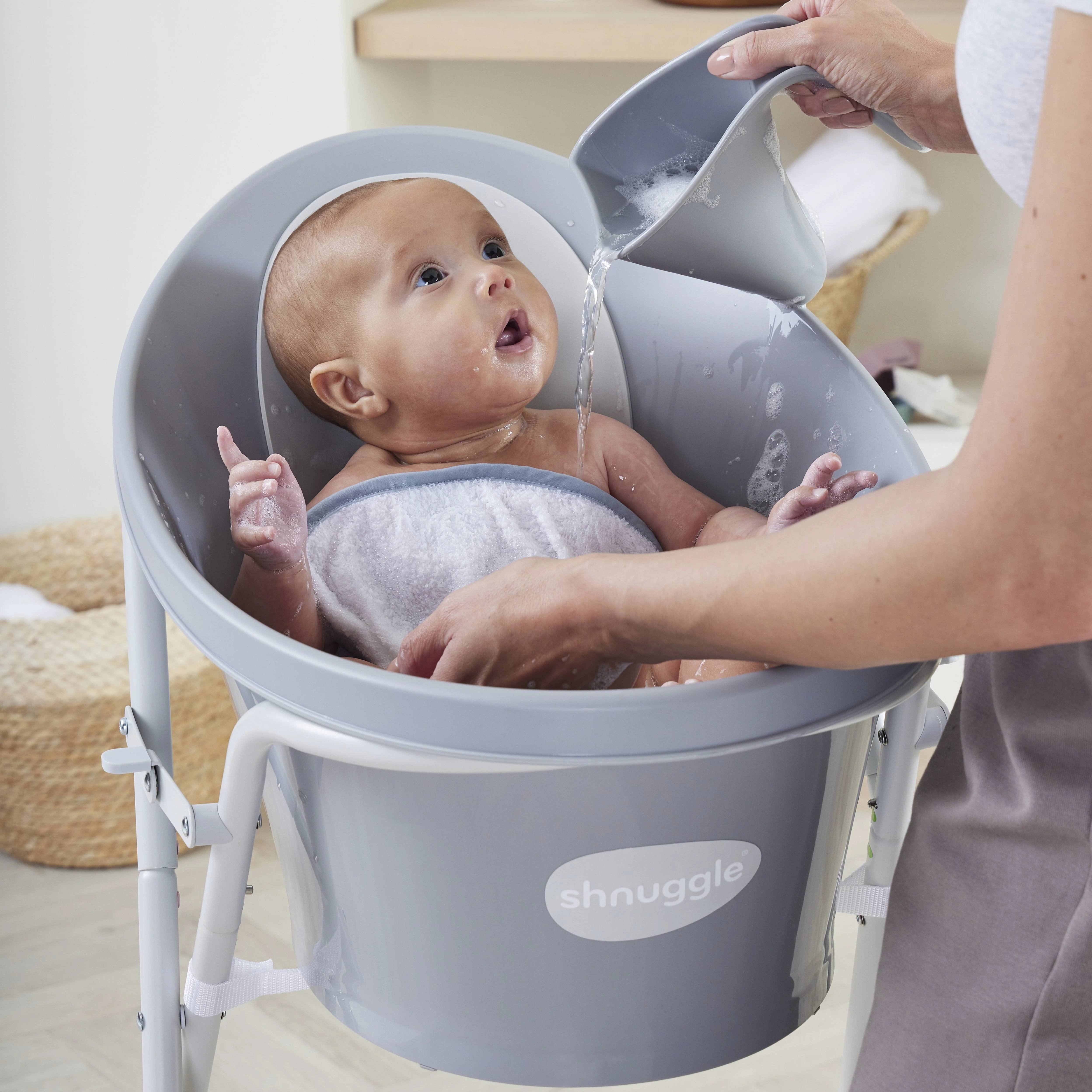 Newborn Bath Essentials Bundle | Baby Bath with Support Bump, Soft Backrest & Rinse Jug | Safe & Stylish Bathtime Set - Image 5